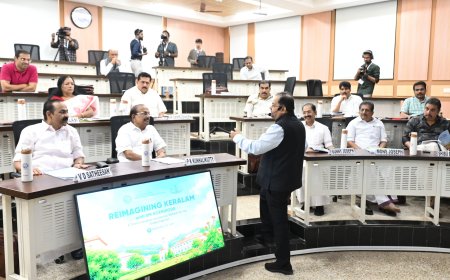 Cabinet goes back to campus: Ministers attend ‘Reimagining Keralam’ at IIM Kozhikode
