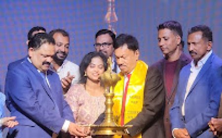 ഫൊക്കാനാ സാരഥികൾ പുത്തൻ ഉണർവിൽ. പ്രവർത്തന പരിപാടികൾക്ക് പ്രൗഡോഞ്ജല തുടക്കം. പ്രസിഡണ്ട് ഫിലിപ്പോസ് ഫിലിപ്പ്   തിരി തെളിച്ചു