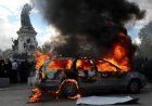Violent clashes, looting and buildings ablaze in France as more than 1,200 arrested after protests