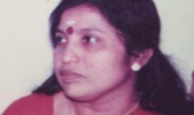 ഓർമ്മകൾക്കെന്തു സുഗന്ധം: കഥ,  ഹേമ വിശ്വനാഥ്