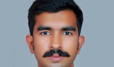 ഒറ്റയ്ക്കിരിക്കുന്നു; കവിത , പ്രസാദ് കുറ്റിക്കോട്