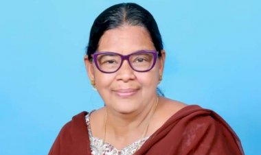 സന്ധ്യ മയങ്ങുമ്പോൾ: കവിത, സൂസൻ പാലാത്ര